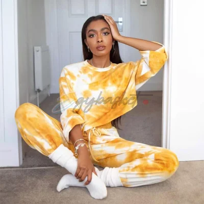 SHEIN EZwear Tie Dye Pullover & Joggers Set