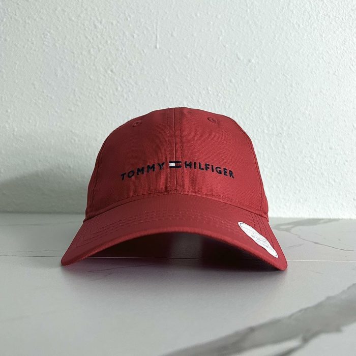 Tommy Hilfiger Women's Red Hat - Image 4