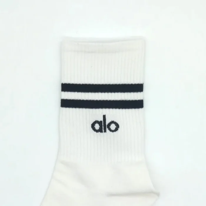 Alo yoga Throwback Sock Half-Crew - Image 6