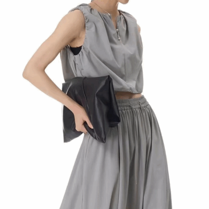 Shein Relaxed Fit Crop Top - Image 2