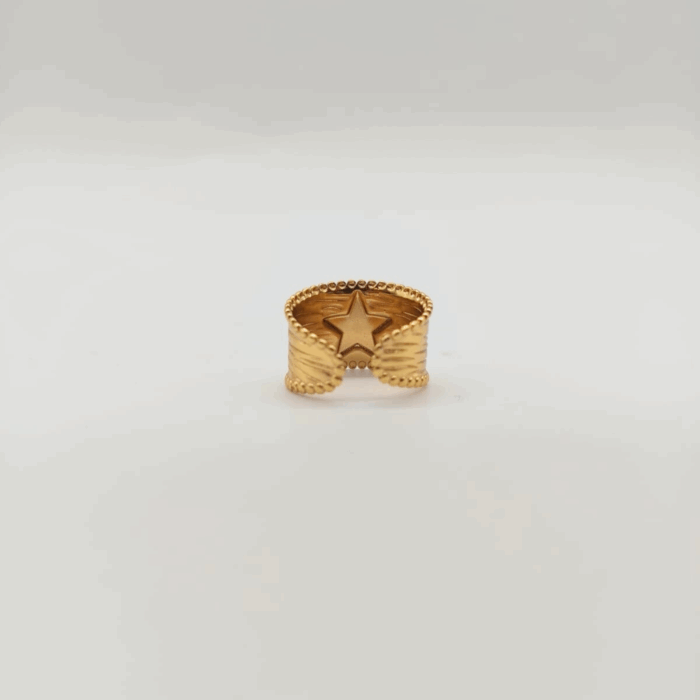 NEFERU Chunky Gold Star Statement Ring - Image 3